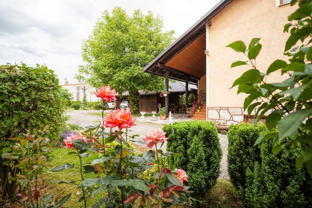 Apartment Tomasevic Slunj Buitenkant foto