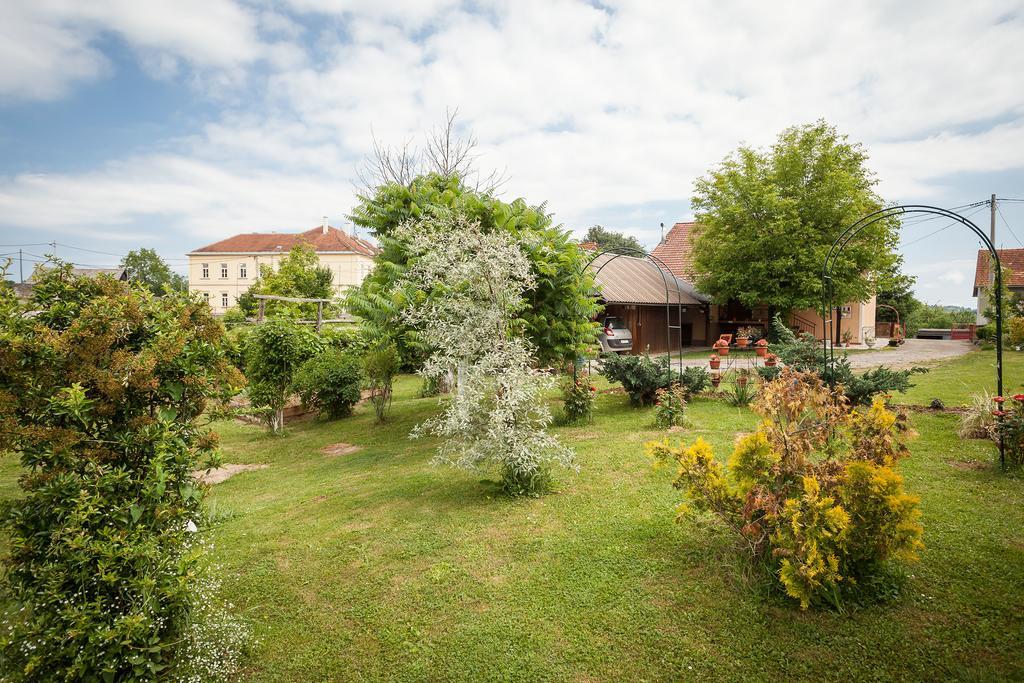 Apartment Tomasevic Slunj Buitenkant foto