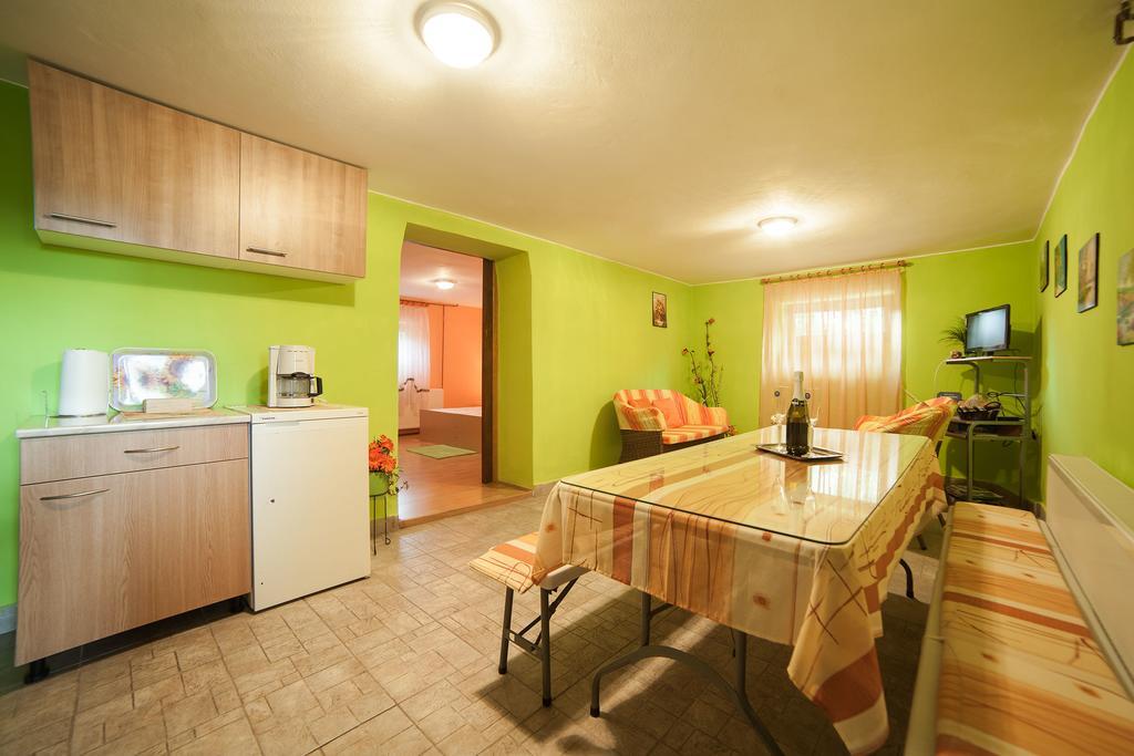 Apartment Tomasevic Slunj Buitenkant foto