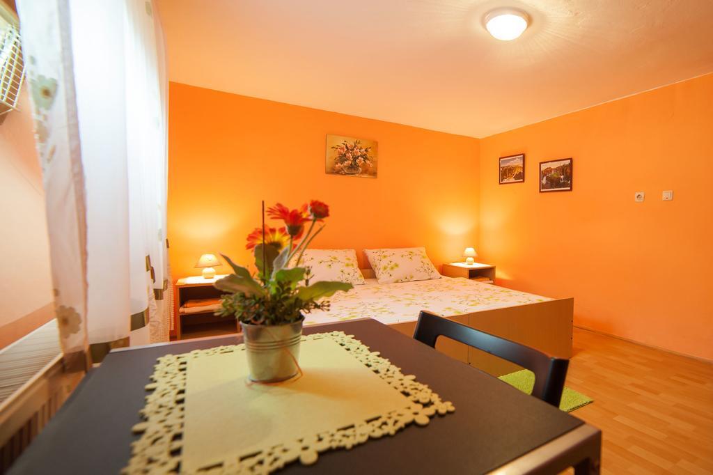 Apartment Tomasevic Slunj Buitenkant foto