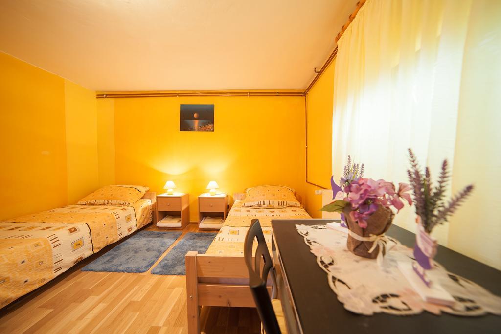 Apartment Tomasevic Slunj Buitenkant foto