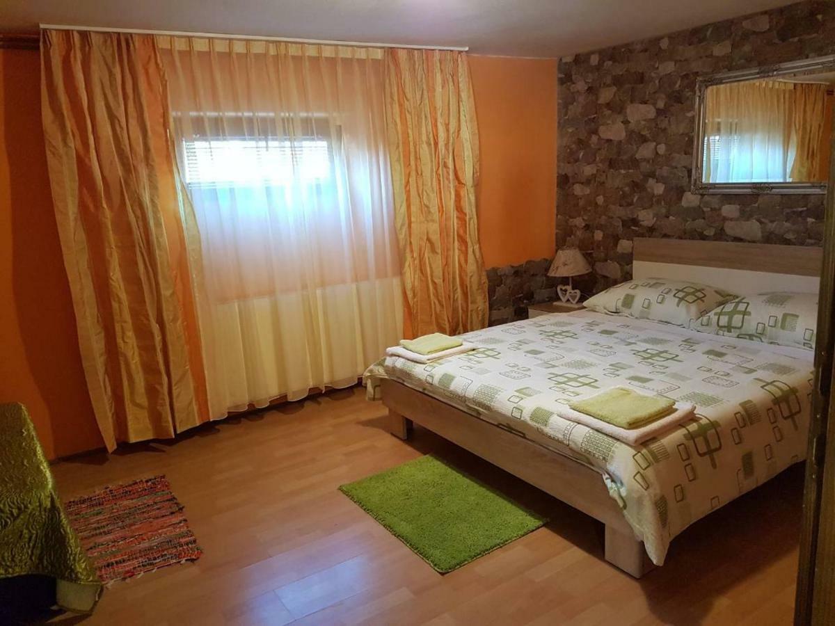 Apartment Tomasevic Slunj Buitenkant foto